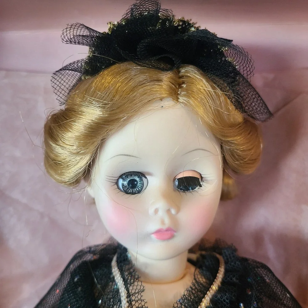 Madame Alexander madame alexander